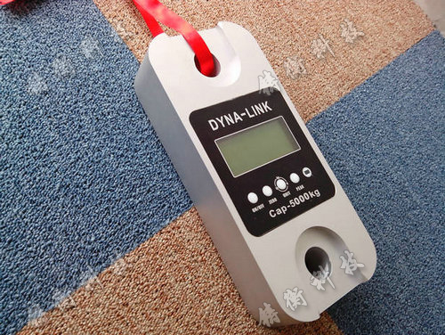 �߾���������